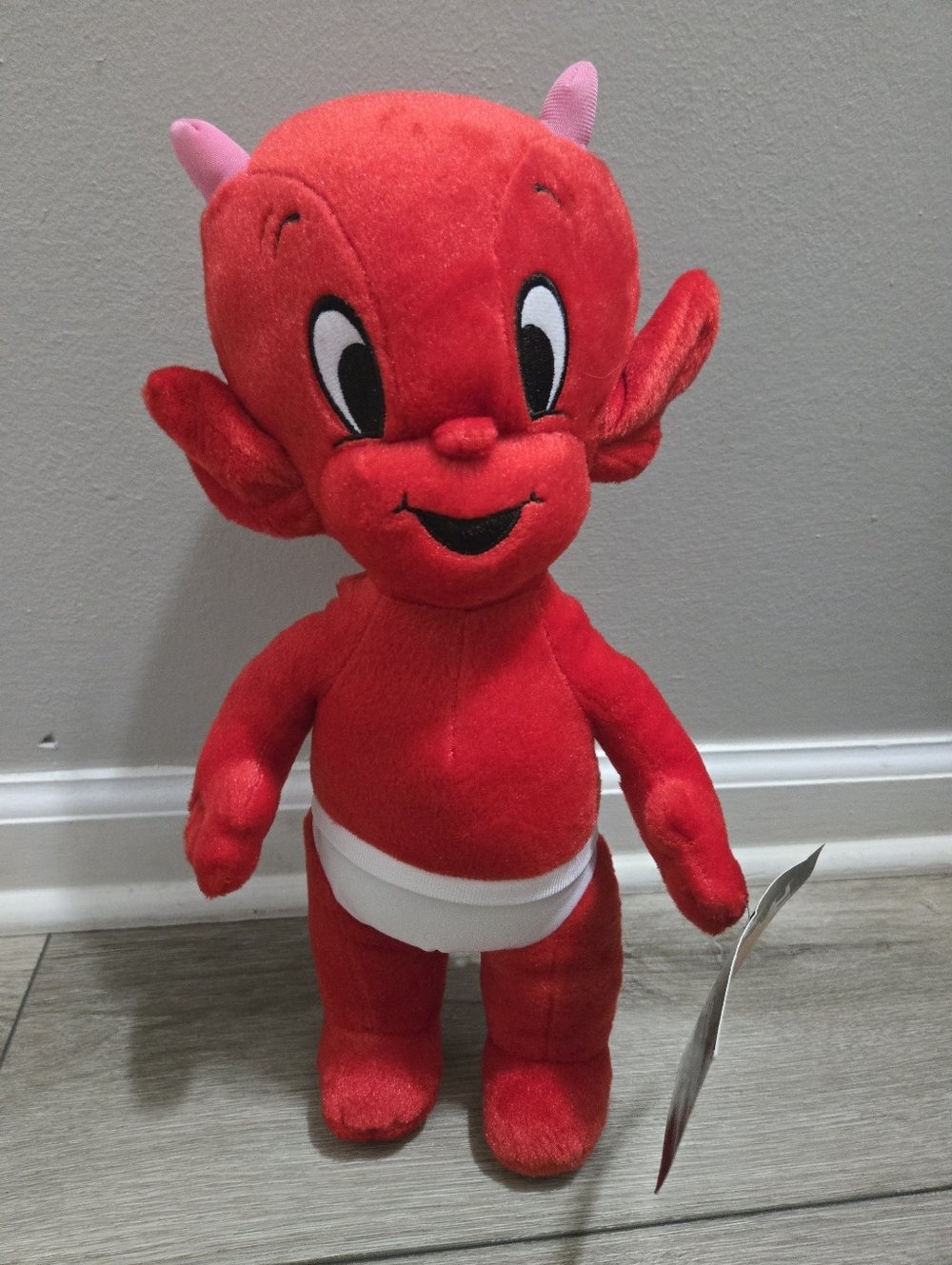 NEW Large Hot Stuff Red Devil Plush Toy 15 inches. NWT - Picture 3 of 9